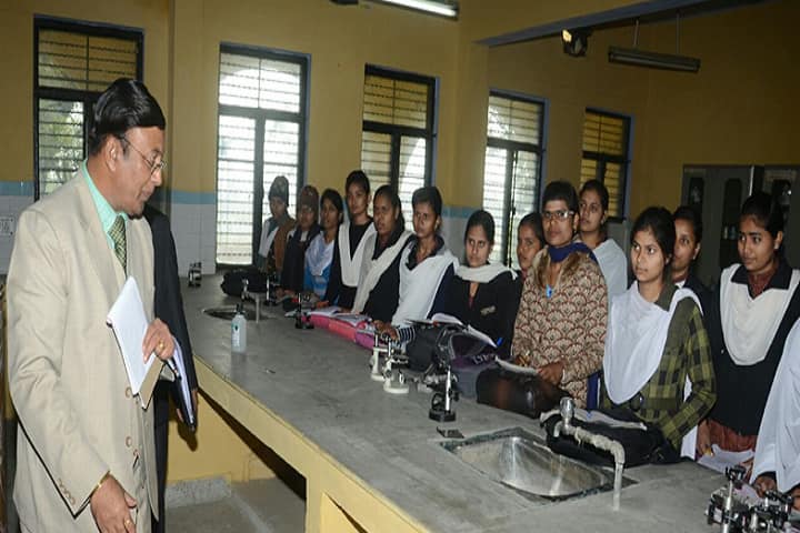 Dr Ram Manohar Lohiya Government Degree College campus in Bareilly, Uttar Pradesh, India — photo 4