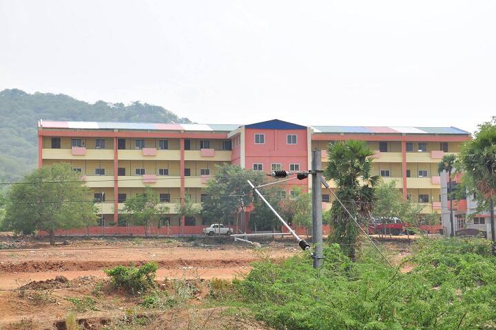 RVS Kumaran Arts and Science College campus in Dindigul, Tamil Nadu, India — photo 3