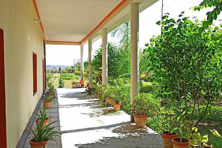 Shri Krishna Ram Bahadur Shanti Devi Mahila Mahavidyalaya campus in Faizabad, Uttar Pradesh, India — photo 4
