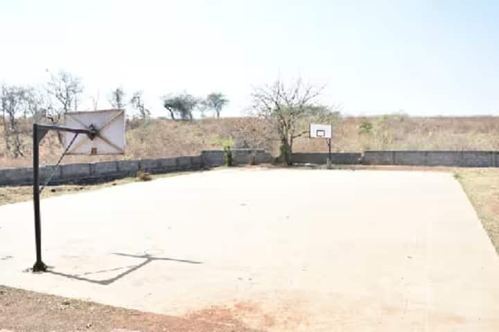 Smt Nankibai Wadhwani Kala Mahavidyalaya campus in Moha, Maharashtra, India — photo 5