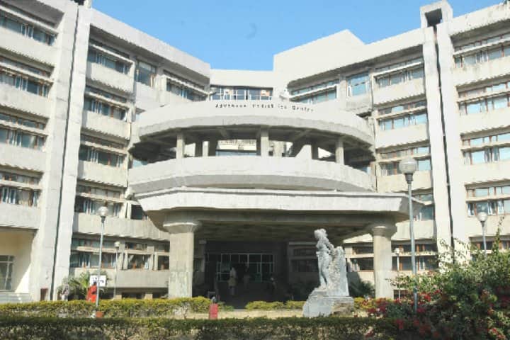 PGIMER Chandigarh campus in Chandigarh, India