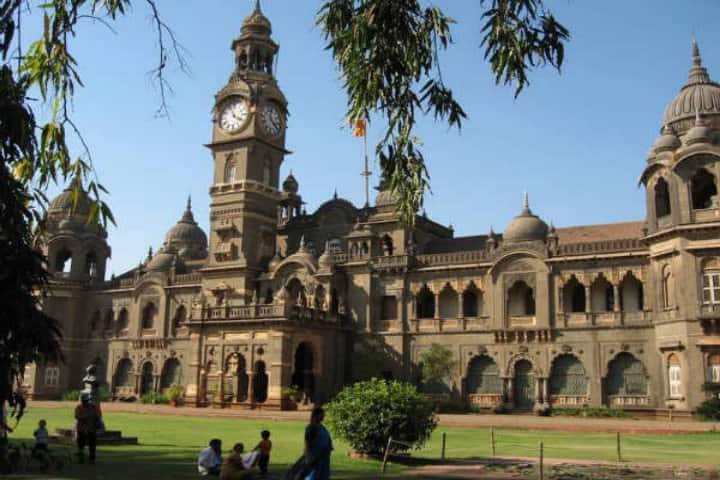 Mumbai University campus in Mumbai, Maharashtra, India — photo 3
