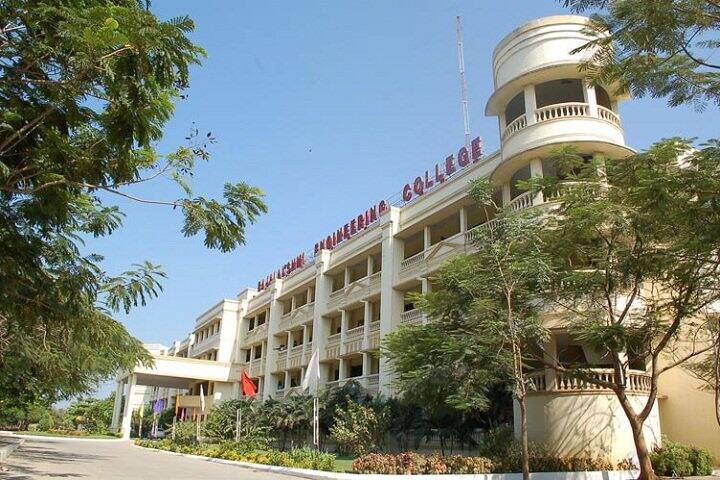 Rajalakshmi Engineering College campus in Chennai, Tamil Nadu, India — photo 1