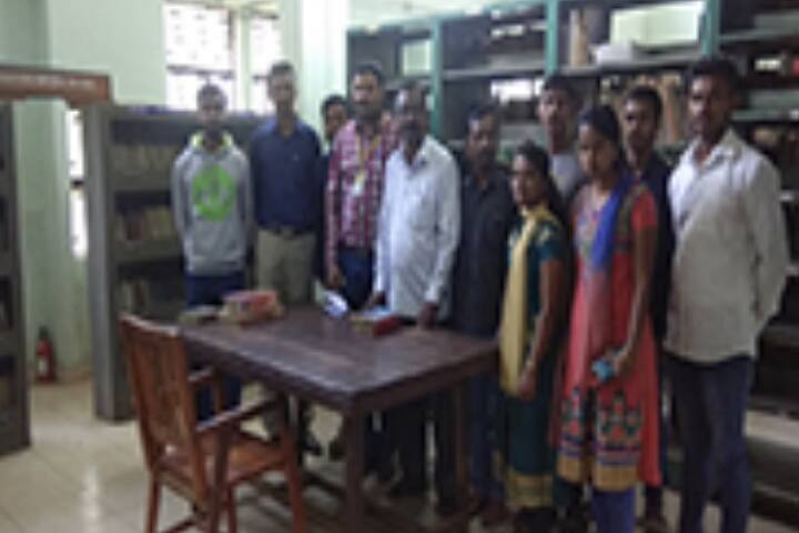 Shri Swami Vivekanand Shikshan Sanstha's Shri Sant Gadgebaba Mahavidyalaya campus in Kapashi, Maharashtra, India — photo 3