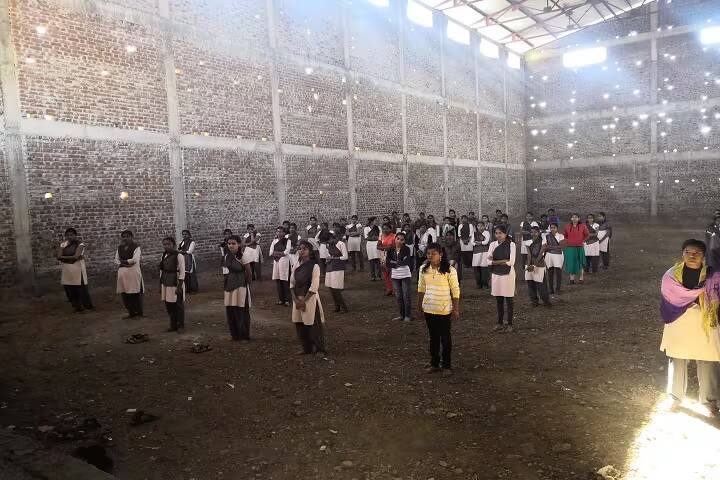 Vidya Vikas Mandal Pathrud's Shankarrao Patil Mahavidyalaya campus in Bhoom, Maharashtra, India — photo 4