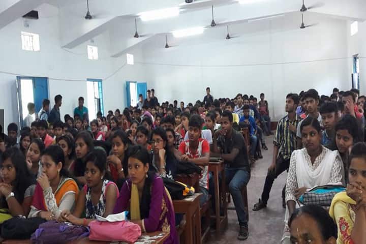 Jamini Majumder Memorial College campus in Patiram, West Bengal, India — photo 3