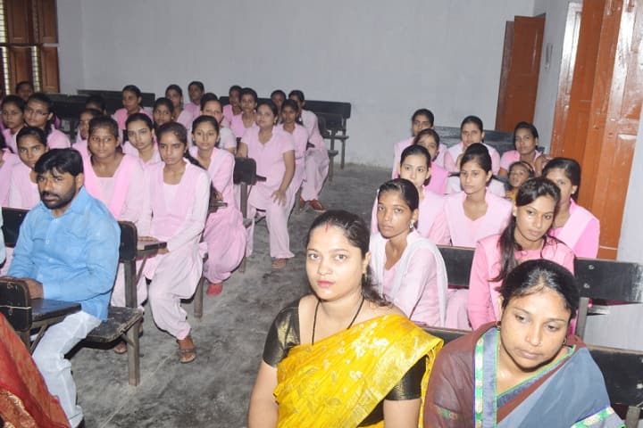 Gulab Devi Mahila PG College campus in Ballia, Uttar Pradesh, India — photo 2