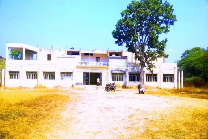 Government First Grade College campus in Dharwad, Karnataka, India — photo 1