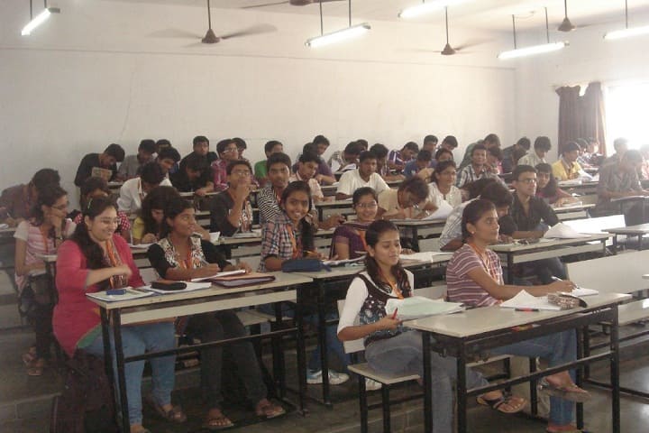 K J Somaiya Institute of Technology campus in Mumbai, Maharashtra, India — photo 3