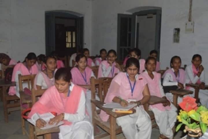 Government Girls Post Graduate College campus in Rampur, Uttar Pradesh, India — photo 2