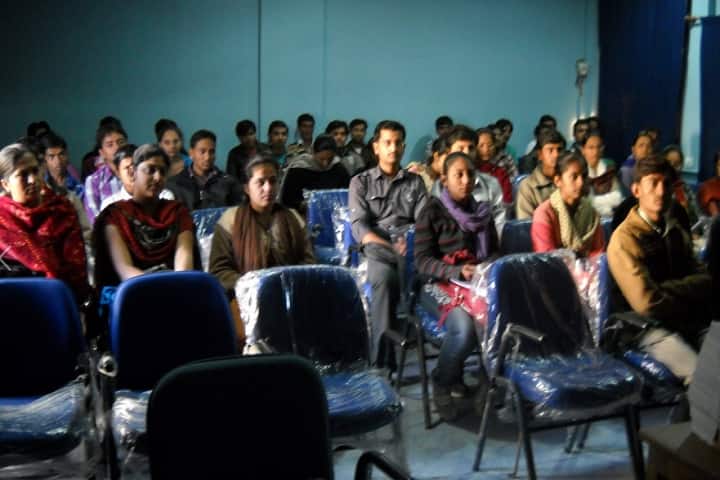 RR Lalan College Arts and Science campus in Bhuj, Gujarat, India — photo 2