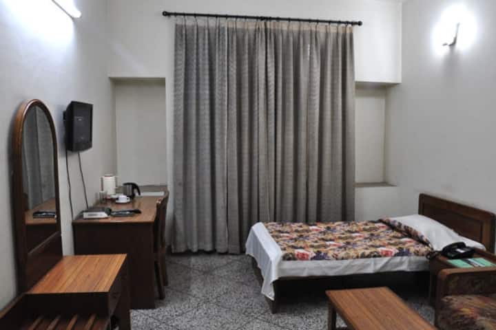 IIM Lucknow campus in Lucknow, Uttar Pradesh, India — photo 4