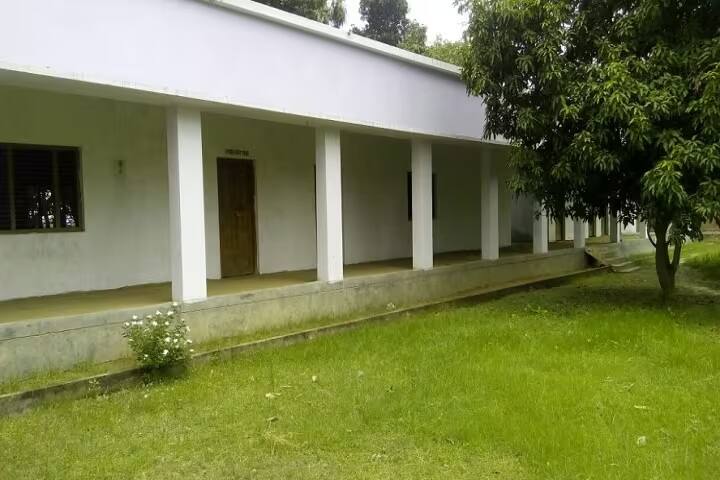 Tileshwari Devi Mahavidyalaya campus in Ballia, Uttar Pradesh, India — photo 2