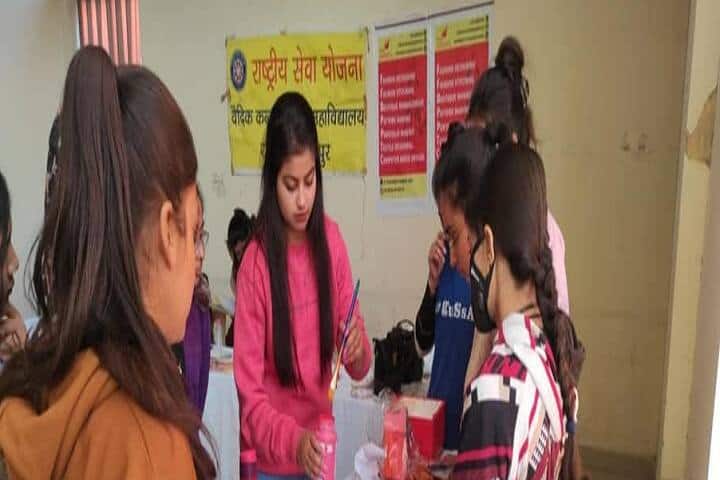 Vedic Kanya PG College campus in Jaipur, Rajasthan, India — photo 2