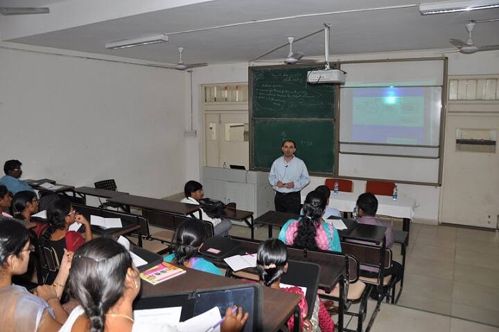 VIT Law School campus in Kelambakkam, Tamil Nadu, India — photo 4