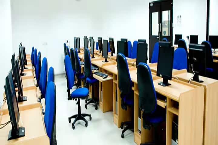 Panna Post Graduate College campus in Ballia, Uttar Pradesh, India — photo 6