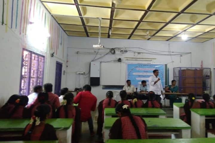 Government Degree College campus in Naidupeta, Andhra Pradesh, India — photo 2