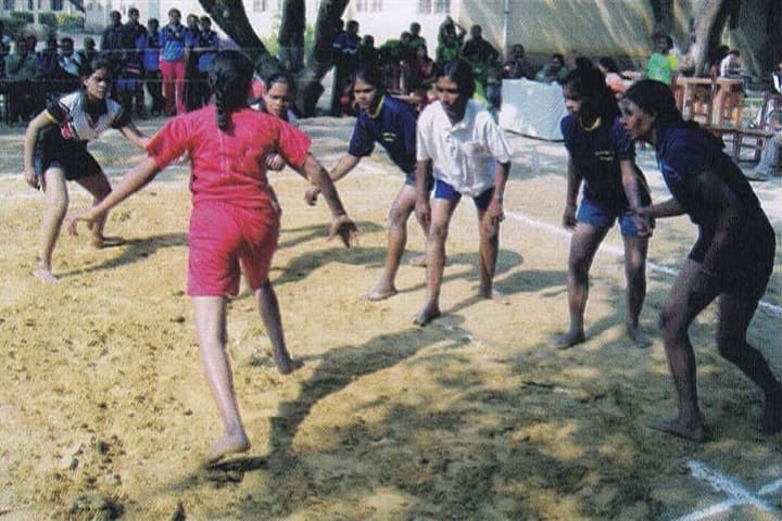 Shri Baldev PG College campus in Varanasi, Uttar Pradesh, India — photo 2