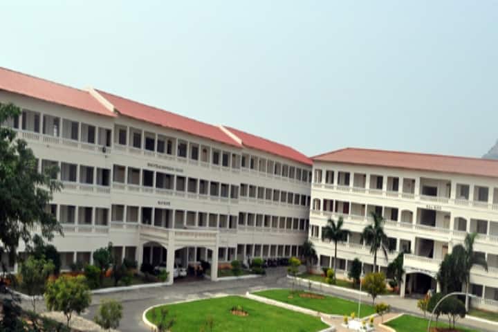 Sengunthar Engineering College campus in Tiruchengode, Tamil Nadu, India — photo 3