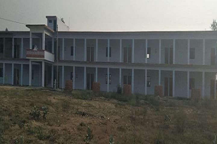 Laxmi Narayan Shukla Mahavidyalaya campus in Sultanpur, Uttar Pradesh, India — photo 2