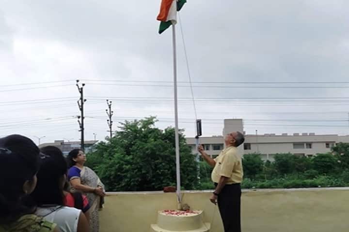 Veerangna Jhalkari Bai Government Girls College campus in Gwalior, Madhya Pradesh, India — photo 5