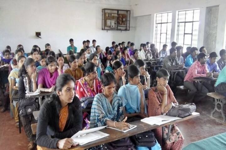 Government First Grade College campus in Heggadadevanakote, Karnataka, India — photo 2