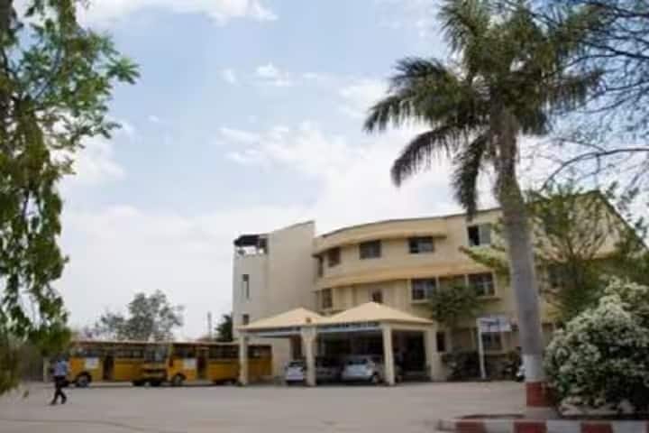 Choithram College of Professional Studies campus in Indore, Madhya Pradesh, India — photo 2