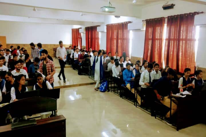 GLA University campus in Mathura, Uttar Pradesh, India — photo 4