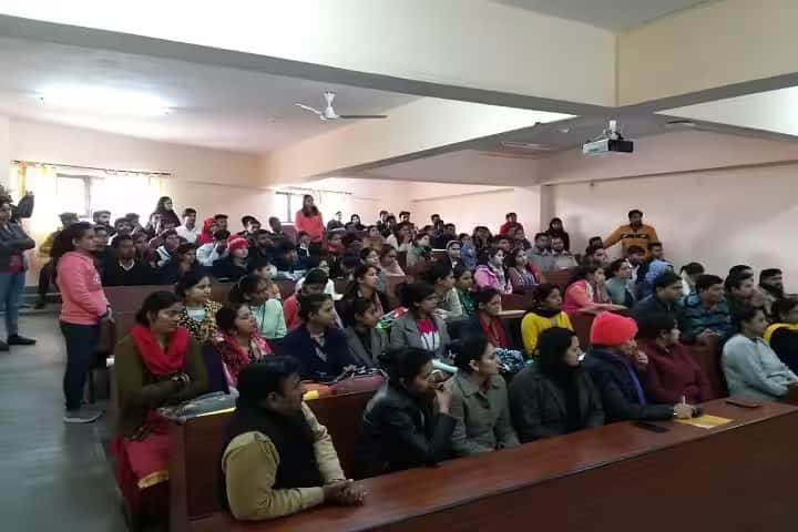 Royal Educational Institute campus in Hapur, Uttar Pradesh, India — photo 6