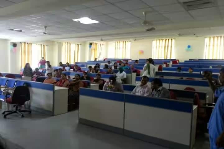 Malla Reddy Institute of Dental Sciences campus in Hyderabad, Telangana, India — photo 2