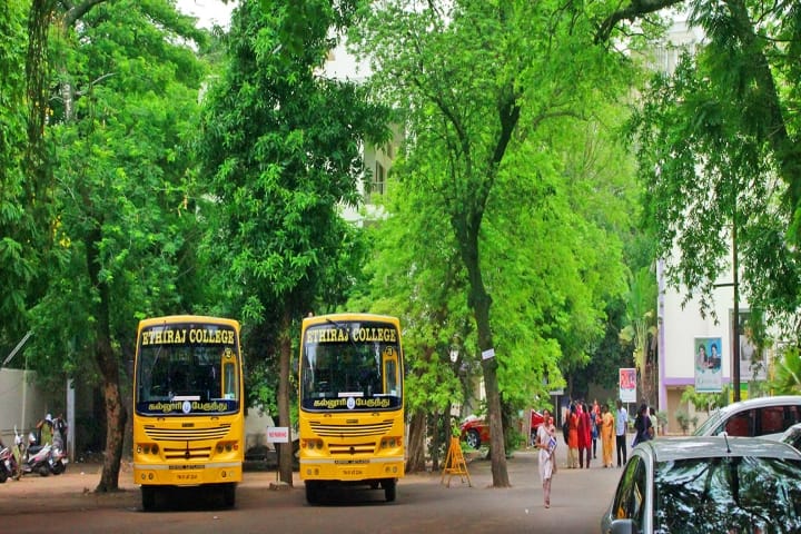 Ethiraj College for Women campus in Chennai, Tamil Nadu, India — photo 2