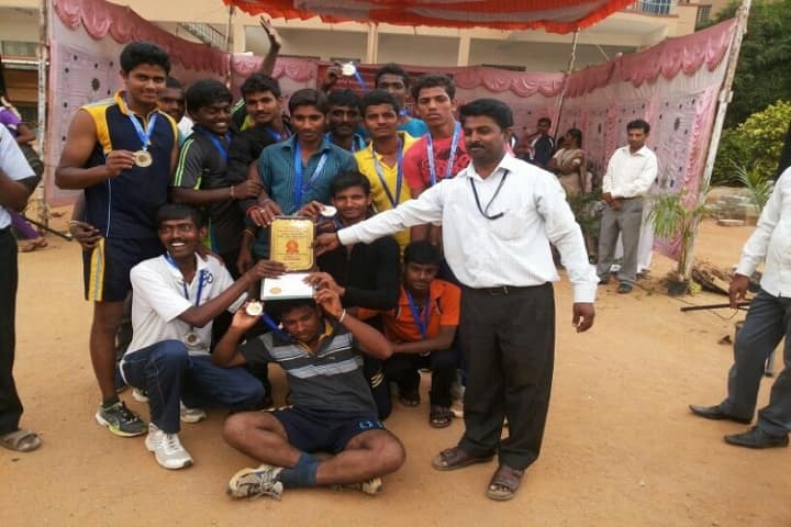 Government First Grade College campus in Bangalore, Karnataka, India — photo 4