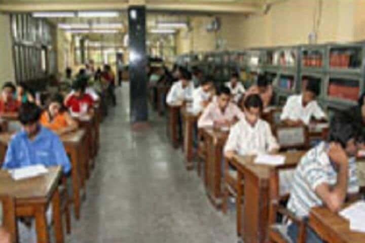 Shri Kund Kund Jain PG College campus in Muzaffarnagar, Uttar Pradesh, India — photo 3