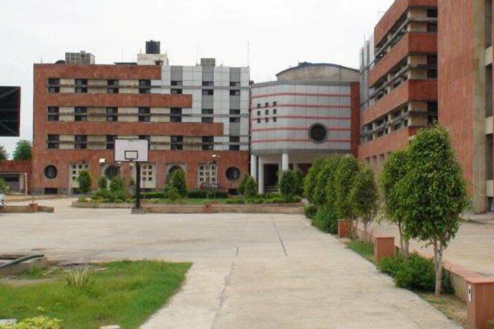 Jaipur National University campus in Jaipur, Rajasthan, India — photo 3