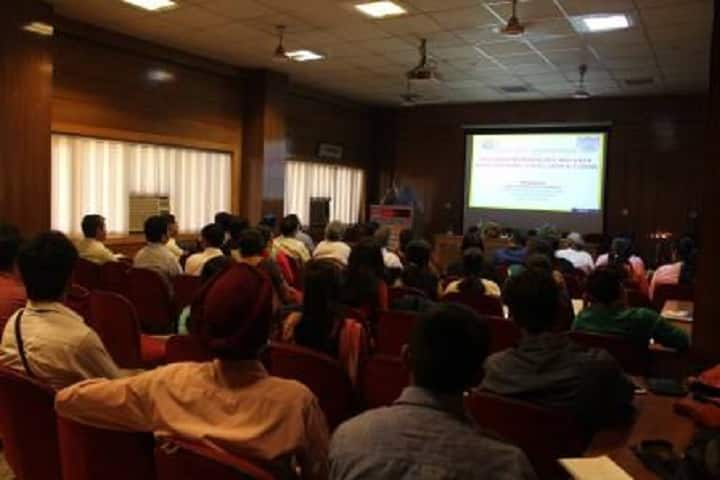 Motilal Nehru College Evening campus in New Delhi, Delhi, India — photo 3