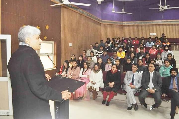 Sat Jinda Kalyana College campus in Rohtak, Haryana, India — photo 1