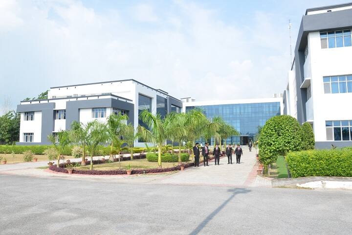 Shri Ram Murti Smarak International Business School campus in Unnao, Uttar Pradesh, India — photo 2