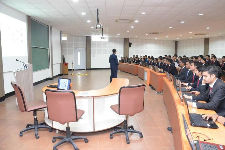 Shri Ram Murti Smarak International Business School campus in Unnao, Uttar Pradesh, India — photo 4