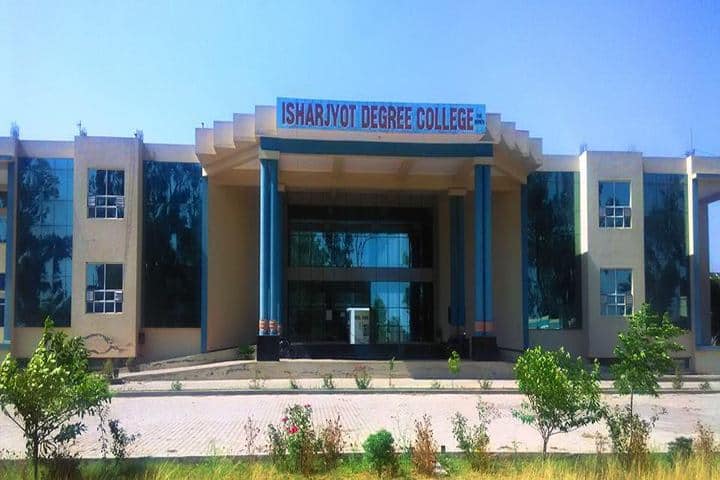 Isharjyot Degree College for Women campus in Kurukshetra, Haryana, India — photo 2