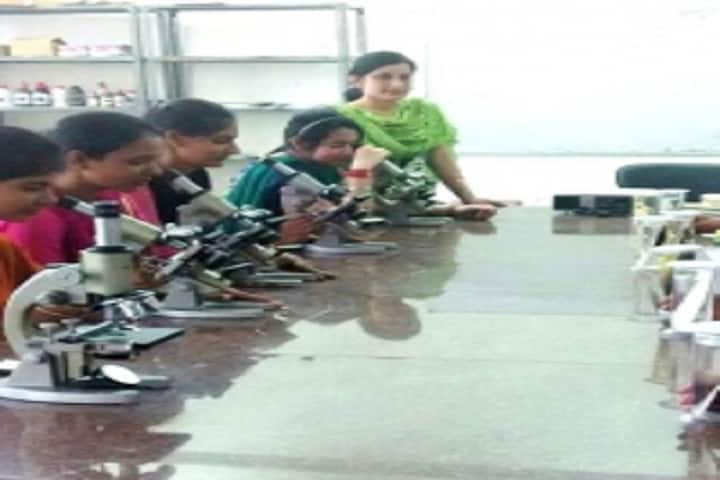 Isharjyot Degree College for Women campus in Kurukshetra, Haryana, India — photo 4