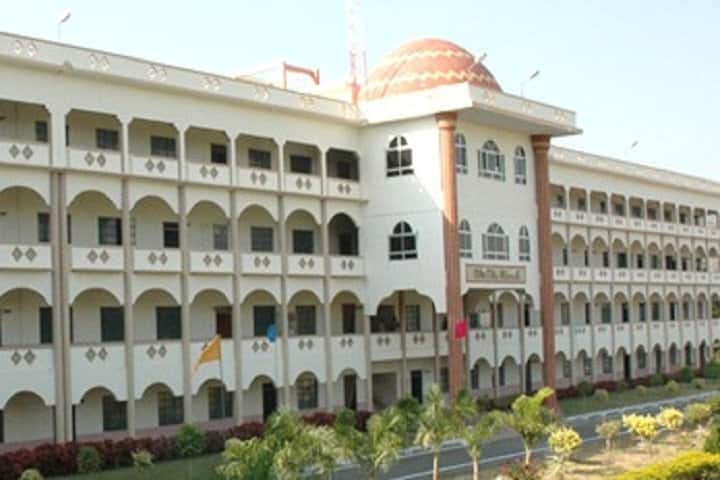 RVRJCCE campus in Guntur, Andhra Pradesh, India — photo 5