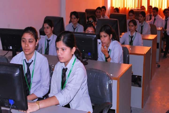 Laureate Institute of Pharmacy campus in Dehra Gopipur, Himachal Pradesh, India — photo 3