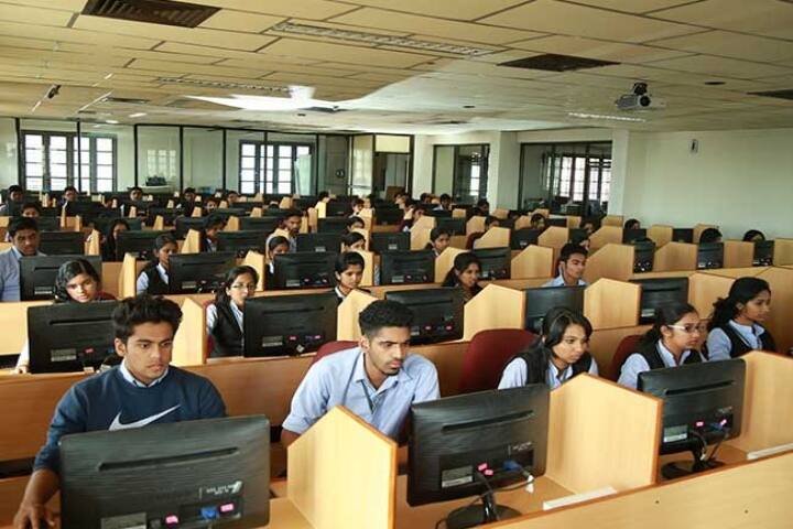 Marian College campus in Kuttikkanam, Kerala, India — photo 5