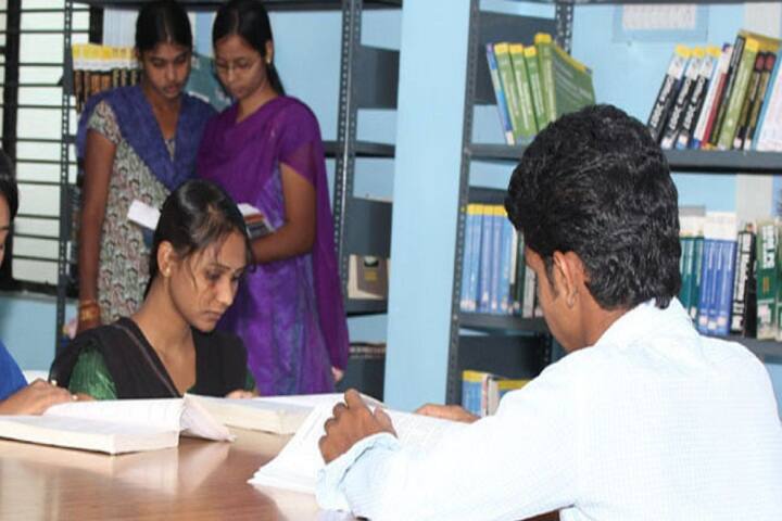 Sri Sathya Sai Degree College campus in Anantapur, Andhra Pradesh, India — photo 3