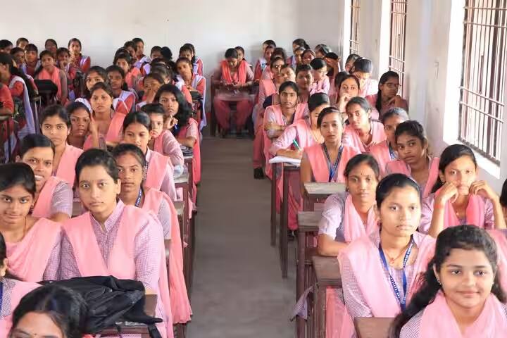 Angul Mahila Mahavidyalaya campus in Angul, Odisha, India — photo 3