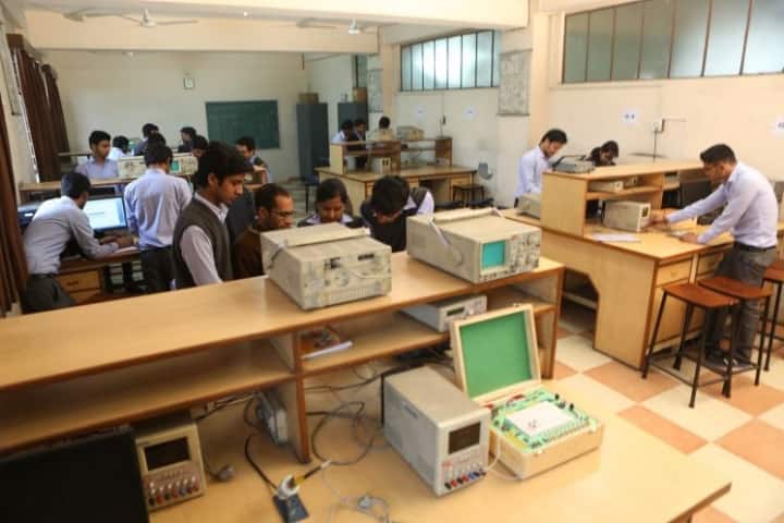 ABES Engineering College campus in Ghaziabad, Uttar Pradesh, India — photo 3