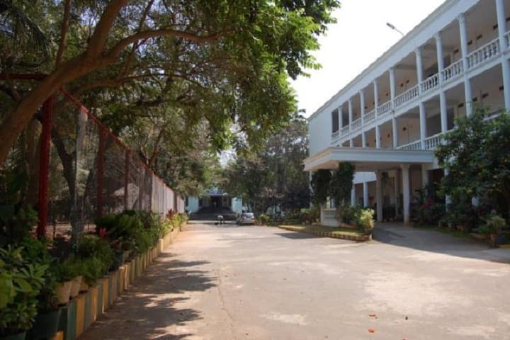 VRSEC Vijayawada campus in Vijayawada, Andhra Pradesh, India — photo 1