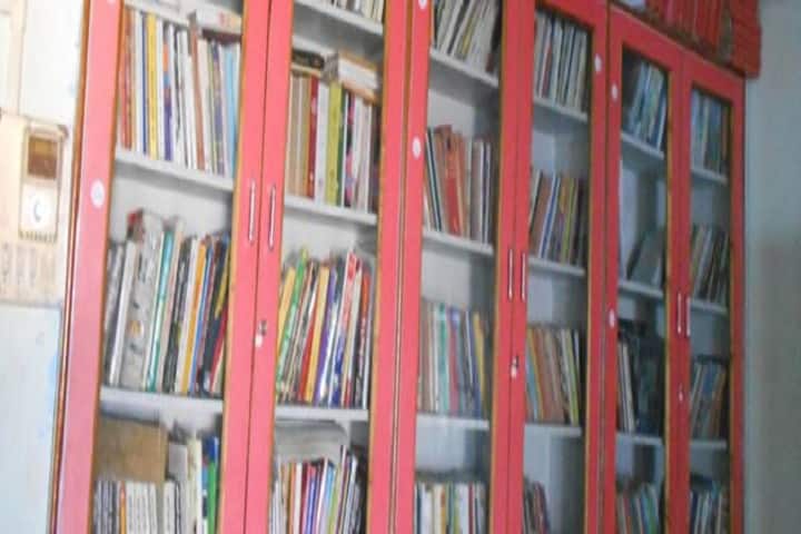 Mohanrao Patangrao Patil Mahavidyalaya campus in Borgaon, Maharashtra, India — photo 2