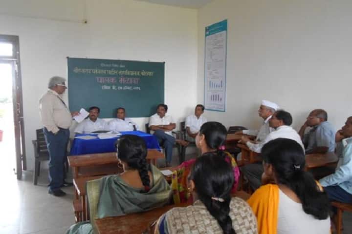 Mohanrao Patangrao Patil Mahavidyalaya campus in Borgaon, Maharashtra, India — photo 3
