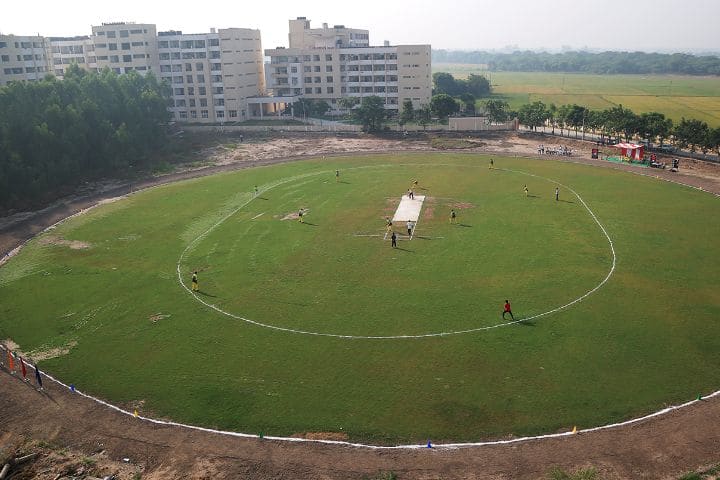 Chitkara University campus in Chandigarh, India — photo 6